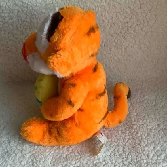 Disney Tigger Plush Stuffed Animal With Easter Egg - Picture 7 of 7